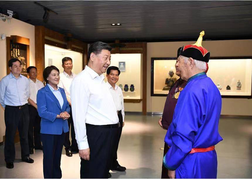 52b8f2b453107a05ed662df88d22033